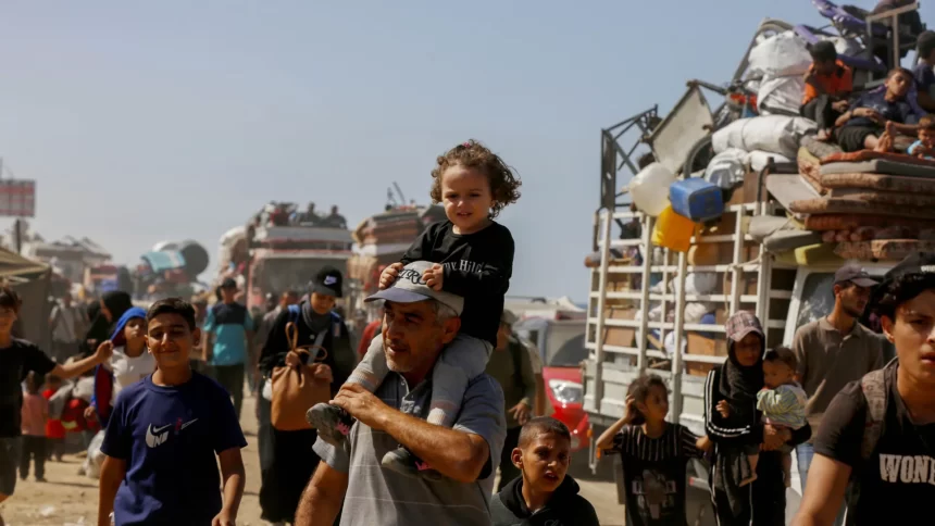 israel-transfere-prisioneiros-palestinos-enquanto-hamas-reune-refens-em-gaza