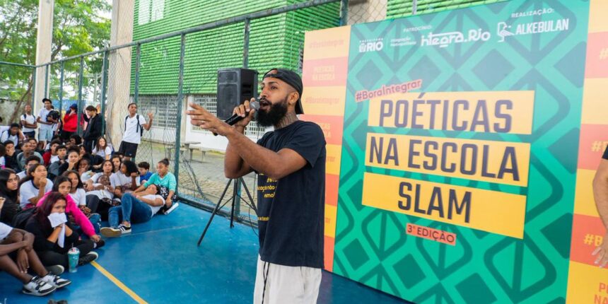 projeto-leva-batalha-de-poesias-a-escolas-publicas-do-rio-de-janeiro