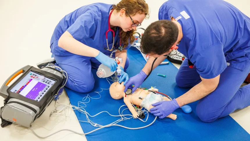 em-menos-de-dois-anos,-mec-aprova-77-novos-cursos-de-medicina,-com-4.412-vagas