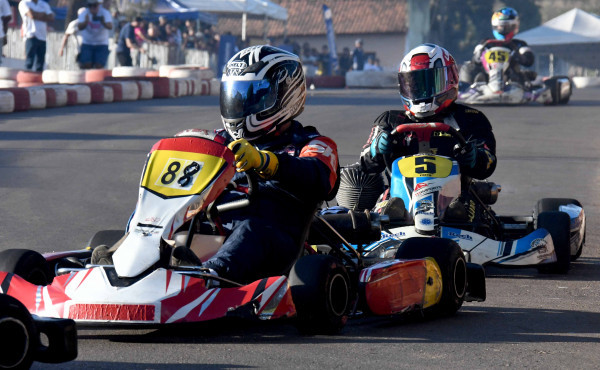 em-palmas,-governo-do-estado-promove-gp-tocantins-de-kart-de-rua