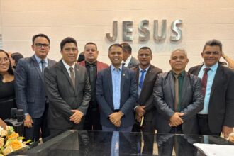 deputado-moisemar-marinho-participa-do-congresso-unificado-de-senhoras,-jovens-e-obreiros-em-guarai