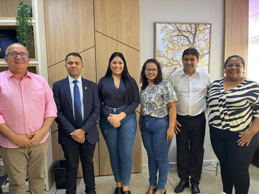 educacao:-moisemar-acompanha-representantes-de-itaguatins-em-reuniao-na-seduc