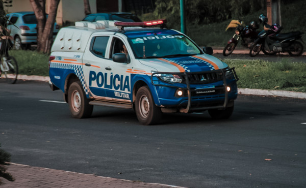 policia-militar-prende-homem-por-lesao-corporal-e-ameaca-no-contexto-de-violencia-domestica-em-ipueiras