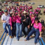 claudia-lelis-cumpre-agenda-no-sul-e-sudeste-e-anuncia-emenda-de-r$-300-mil-para-saude-de-formoso*