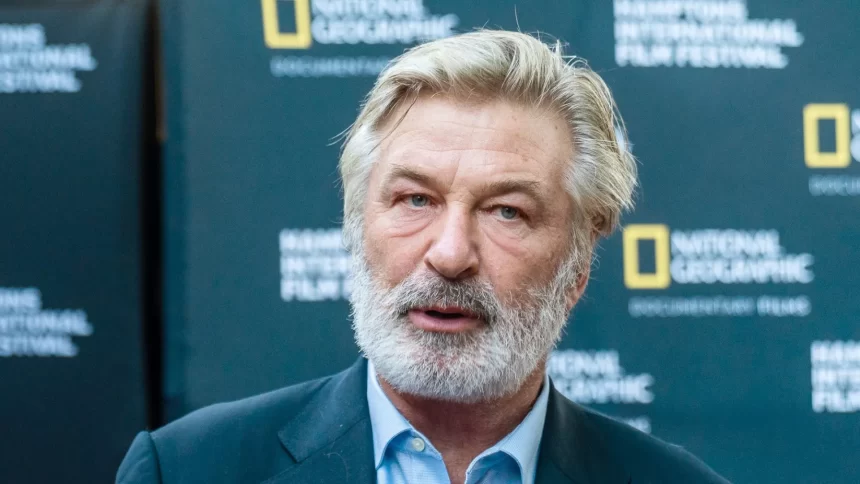 alec-baldwin-e-irmao-sofrem-acidente-de-carro-em-nova-york