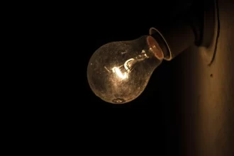 incendio-no-parana-causa-apagao-em-ao-menos-oito-estados-do-pais