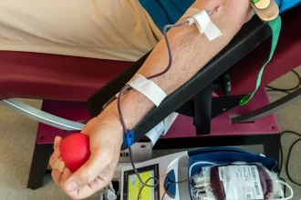 terapia-espanhola-de-celulas-car-t-para-cancer-no-sangue-pode-vir-para-o-brasil