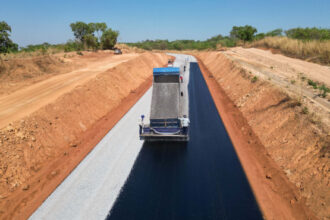 em-gurupi,-governo-do-tocantins-conclui-93%-da-pavimentacao-do-trevo-da-praia-e-preve-entrega-para-novembro