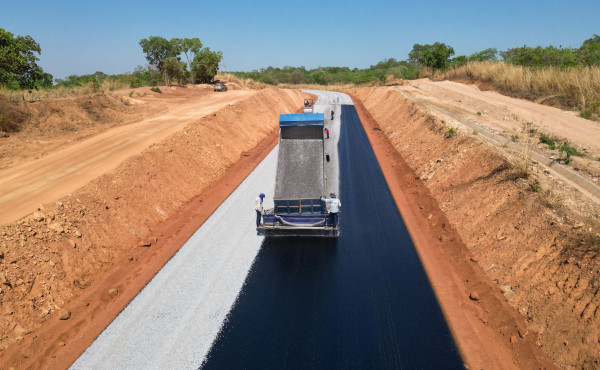 em-gurupi,-governo-do-tocantins-conclui-93%-da-pavimentacao-do-trevo-da-praia-e-preve-entrega-para-novembro