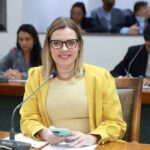 aleto-aprova-pl-de-claudia-lelis-que-garante-mamografia-para-mulheres-com-historico-de-cancer