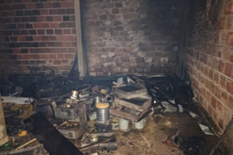 incendio-criminoso-e-controlado-por-bombeiros-militares-em-deposito-comercial-de-palmas