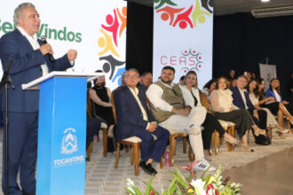 em-abertura-de-conferencia,-governador-laurez-moreira-anuncia-projeto-de-lei-para-regulamentacao-do-sistema-unico-de-assistencia-social-do-tocantins