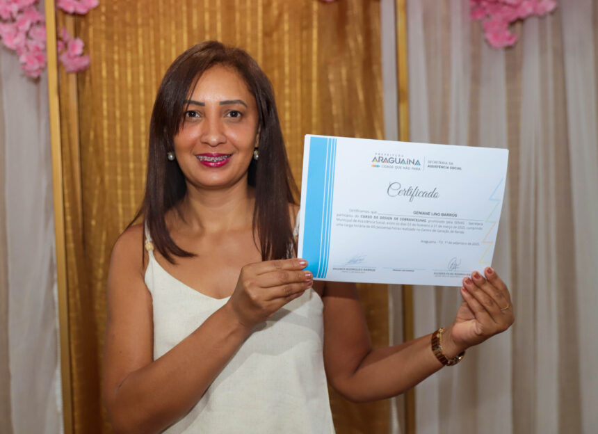 mais-250-pessoas-recebem-certificados-de-qualificacao-profissional-ofertada-pela-prefeitura-de-araguaina