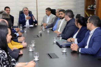 governador-laurez-moreira-reune-secretariado-para-debate-obras-que-impulsionam-o-desenvolvimento-do-tocantins