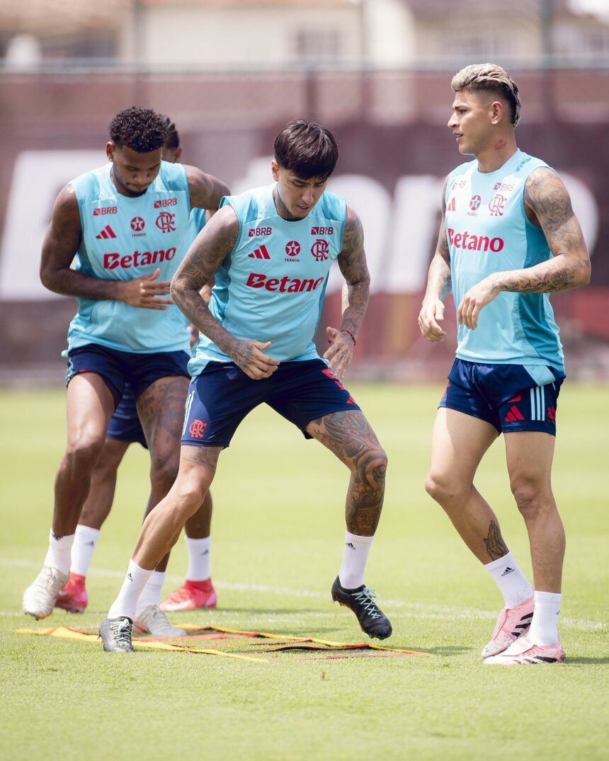 retorno-de-pulgar-aumenta-‘dor-de-cabeca-boa’-em-meio-campo-recheado-de-opcoes-no-flamengo