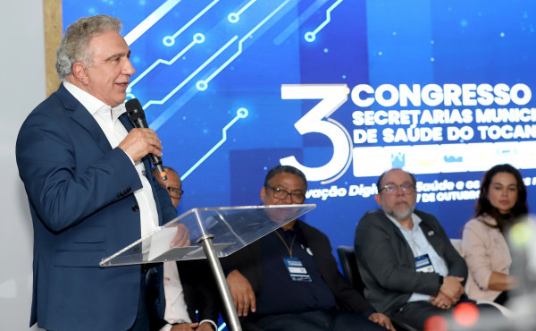 durante-congresso-de-secretarias-municipais,-governador-laurez-moreira-anuncia-liberacao-de-r$ 10-milhoes-para-fortalecer-a-saude-publica-do-tocantins