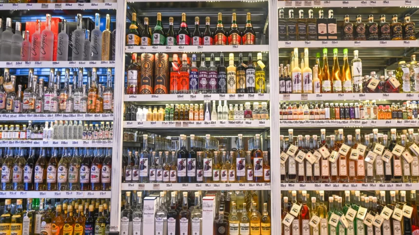 1-em-cada-5-destilados-vendidos-no-brasil-e-falsificado,-estima-associacao