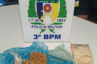 duas-mulheres-foram-presas-pela-policia-militar-por-trafico-de-drogas-em-itacaja