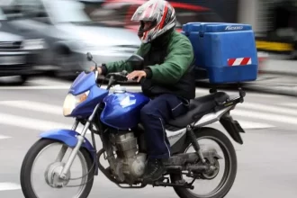 ibge:-brasil-tem-1,654-milhao-de-trabalhadores-por-app-e-plataformas,-25,4%-a-mais-em-2-anos