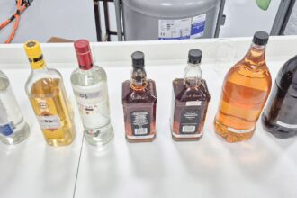 pais-tem-46-casos-confirmados-de-intoxicacao-por-metanol 