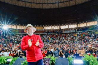 lula-defende-a-universalizacao-do-pe-de-meia