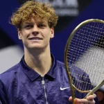 sinner-ganha-raquete-de-ouro-de-r$-1,5-milhao-apos-titulo-no-six-kings-sobre-alcaraz