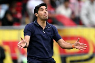 abel-ferreira-reclama-de-arbitragem-apos-derrota-do-palmeiras:-‘flamengo-nao-precisa-de-fatores-externos-para-vencer’