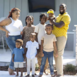 sem-teto,-pai-de-seis-filhos-abre-negocio-e-vira-milionario-na-florida