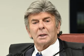 fux-pede-mudanca-de-turma-no-stf-e-deve-ficar-fora-de-processos-sobre-trama-golpista