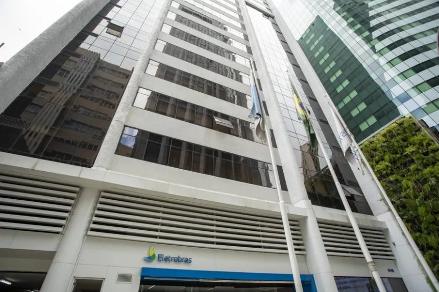 eletrobras-tem-145-vagas-de-estagio-no-pais.-veja-como-se-candidatar