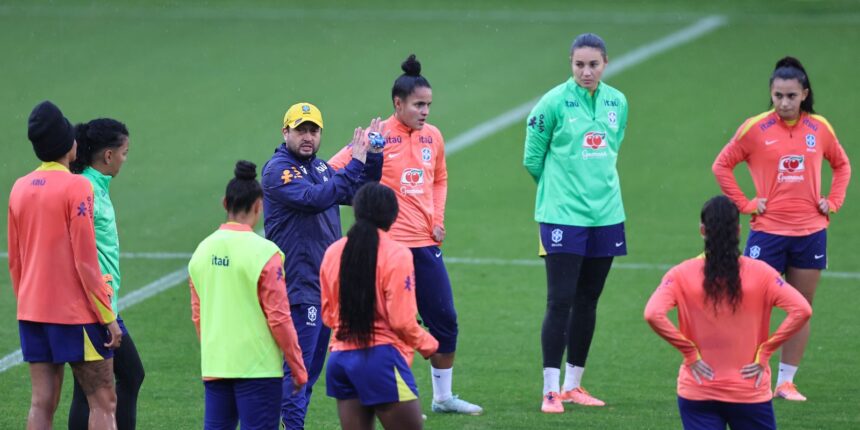 selecao-feminina-realiza-primeiro-treino-para-amistosos-na-europa