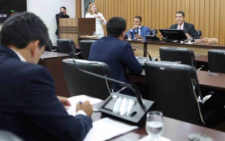 presidente-da-ccj-indica-relator-do-pccr-da-educacao-e-convoca-reuniao-extraordinaria