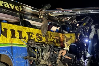 colisao-entre-onibus-em-uganda-deixa-ao-menos-63-mortos-e-dezenas-feridos