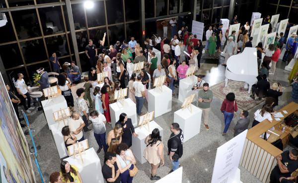 exposicao-com-acervo-historico-do-governo-do-tocantins-marca-os-37-anos-do-estado-com-arte-e-valorizacao-cultural