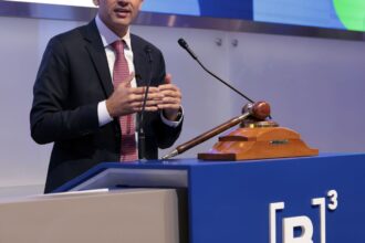 porto-de-sao-sebastiao-sera-leiloado-ate-abril-de-2026,-diz-ministro