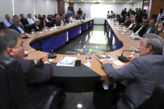 governo-do-tocantins,-sudam-e-instituicoes-debatem-acoes-estrategicas-para-o-desenvolvimento-sustentavel-da-amazonia-legal