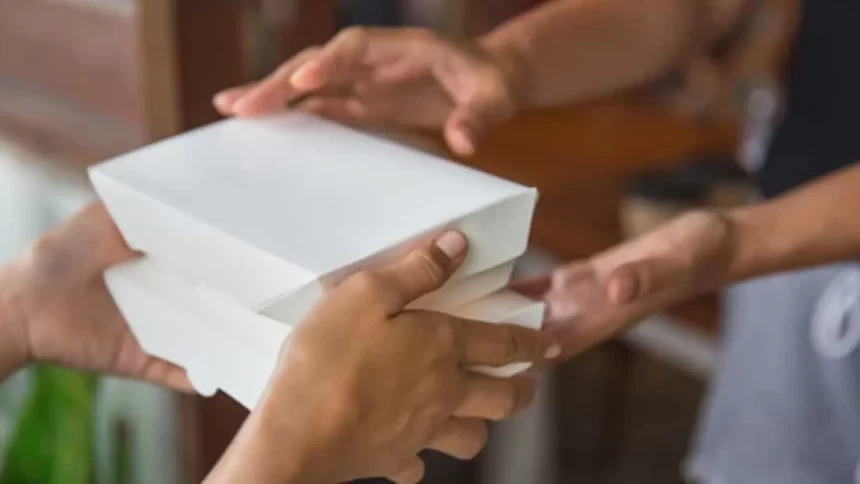 florianopolis-restringe-pontos-de-entrega-de-marmitas-a-pessoas-em-situacao-de-rua