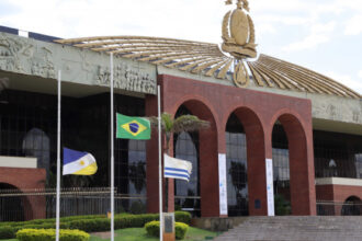 governador-laurez-moreira-decreta-luto-oficial-de-tres-dias-pelo-falecimento-do-prefeito-de-augustinopolis,-antonio-cayres