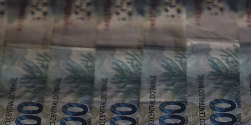 ifi:-governo-tera-de-economizar-r$-27,1-bi-extras-no-ultimo-trimestre