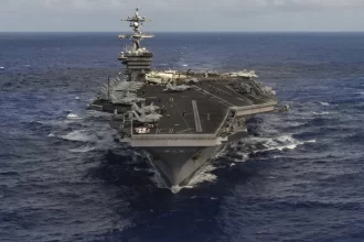 eua-enviam-maior-porta-avioes-do-mundo-a-america-latina-em-escalada-militar