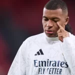 mbappe-perde-penalti,-vini-explode,-mas-real-vence-barca-e-encerra-jejum