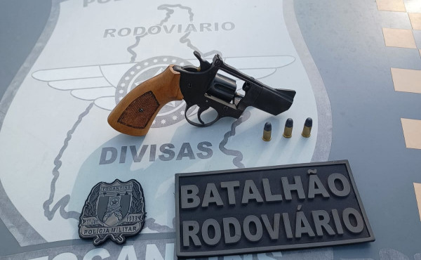 policia-militar-prende-homem-por-porte-ilegal-de-arma-de-fogo-na-to-222