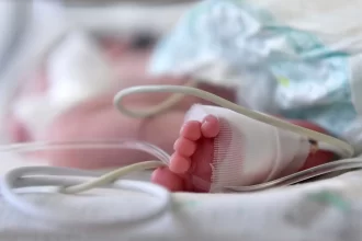 recem-nascido-resgatado-vivo-antes-de-sepultamento-morre-no-acre