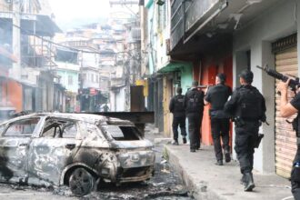 com-vias-interditadas,-rio-de-janeiro-entra-em-estagio-2-de-atencao