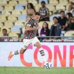 em-jogo-atrasado,-fluminense-vence-ceara-com-gol-de-falta-de-rene-e-entra-no-g6-do-brasileiro