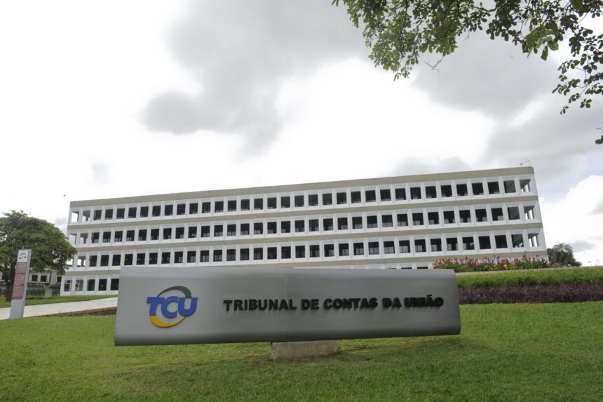 tcu-abre-inscricoes-para-concurso-com-20-vagas-para-cargo-de-auditor-federal-de-controle-externo-nesta-quinta-feira