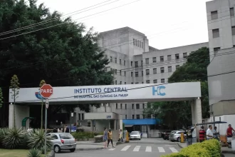 hospital-das-clinicas-de-sp-e-eleito-centro-de-referencia-internacional-no-combate-ao-cancer