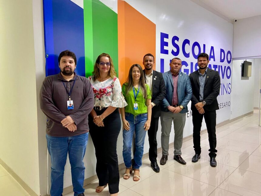 servidores-da-camara-municipal-de-araguaina-realizam-visita-institucional-a-escola-do-legislativo-em-palmas