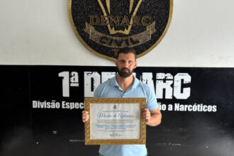 delegado-da-divisao-antidrogas-da-policia-civil-e-homenageado-em-palmas