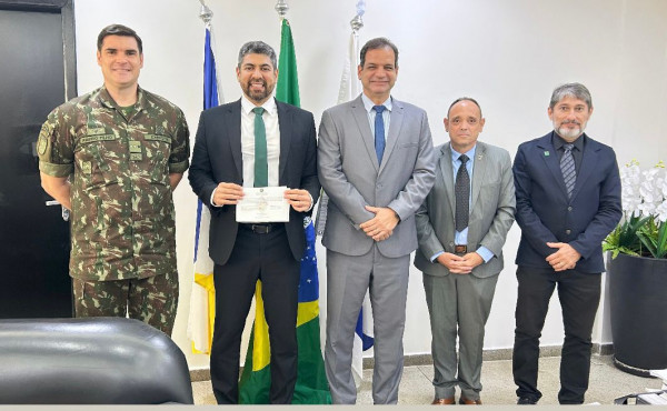 militares-do-exercito-realizam-visita-de-cortesia-ao-secretario-de-seguranca-publica-do-tocantins